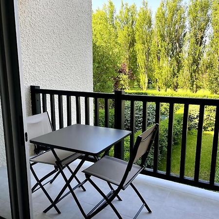 Le Garden - Studio Refait A Neuf Proche Mer Et Commerces Apartment Cabourg Exterior photo